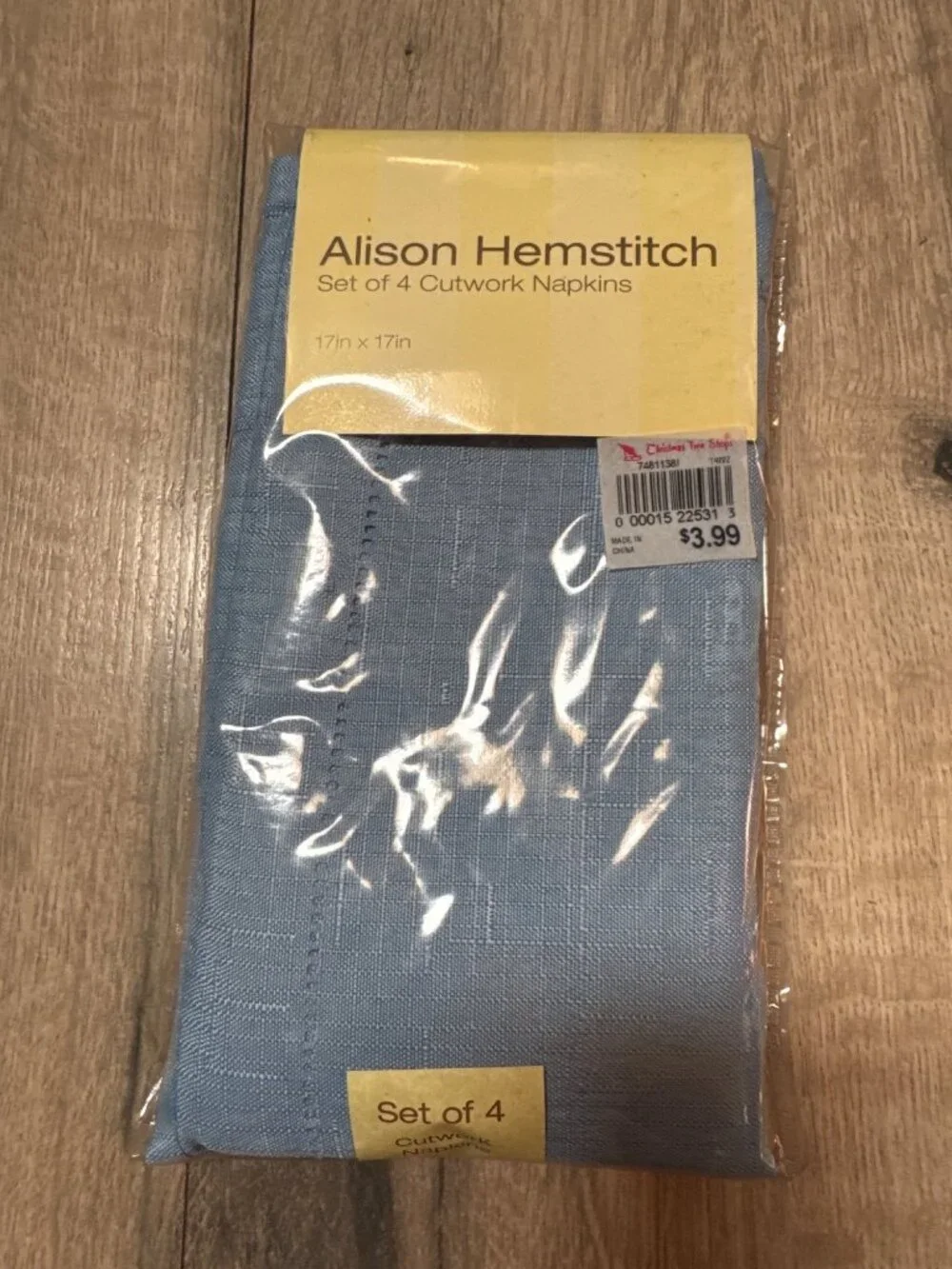 Alison Hemstitch includes napkins